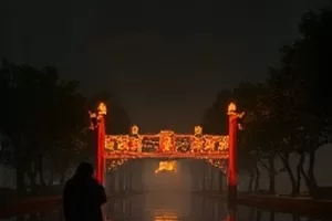 《雾岭纪行》雪后山脊与晨雾的纪实画面